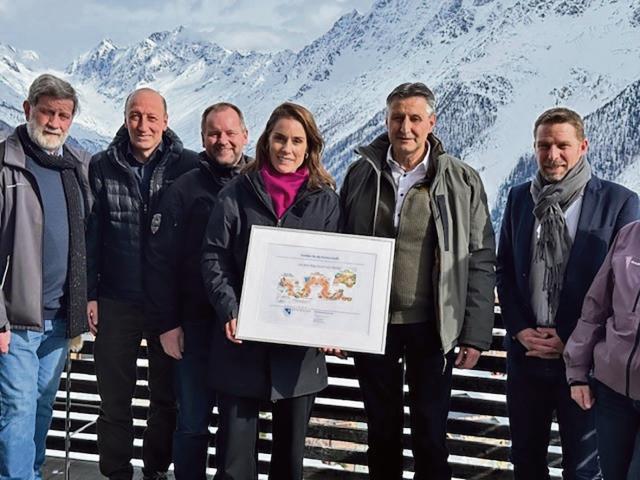 Könizer Delegation besucht Blatten im Lötschental zum Wiederaufbau