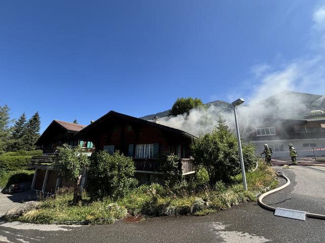 Brand in Ferienhaus in Lenk-Saanenbereich stark beschädigt – Brandursache wird untersucht Brand in Ferienhaus in Lenk-Saanenbereich stark beschädigt – Brandursache wird untersucht