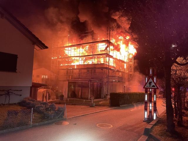 Brand eine Hauses in Wünnewil