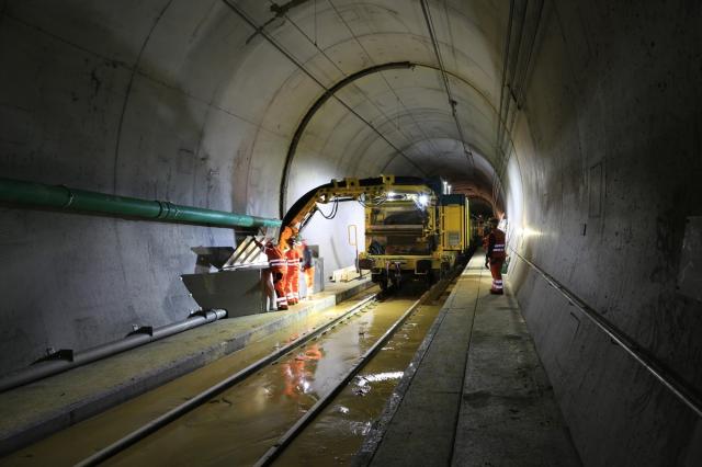 Der Lötschberg-Basistunnel ist wieder einspurig befahrbar