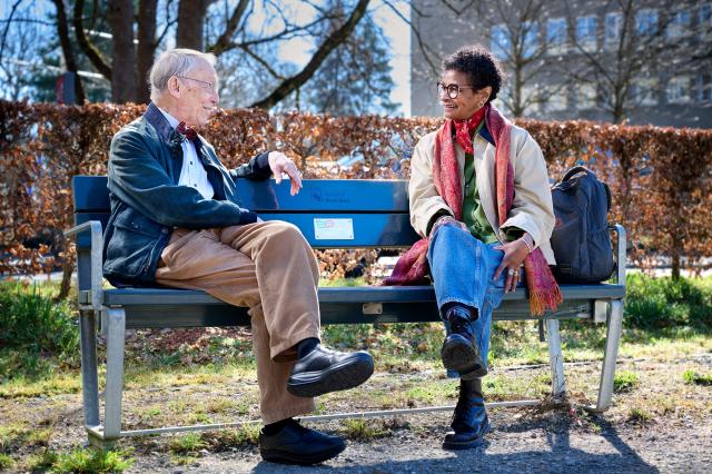 Auf dem Plauderbänkli mit Theodora Leite und Charles Chappuis