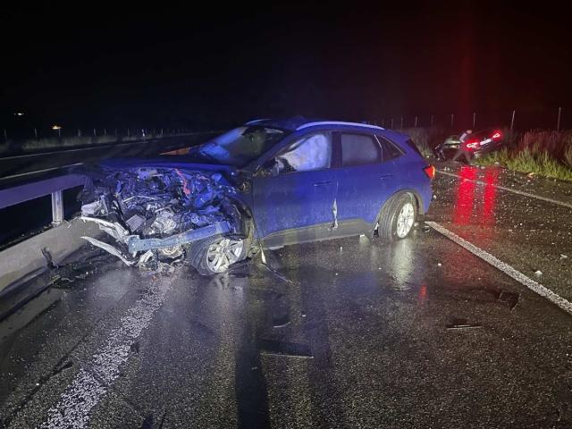 Mehrere Unfälle legen die A12 zwischen Rossens und Châtel-St-Denis lahm