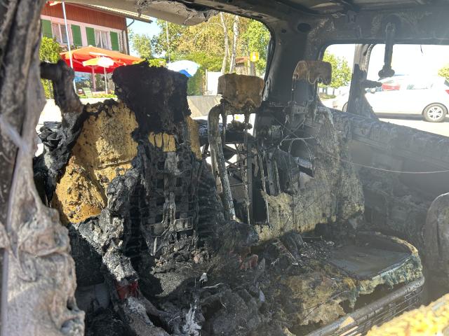 Oberbütschel: Auto in Vollbrand geraten