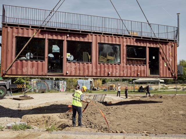 Saisonbeginn im ausgebauten Vorpark Viererfeld