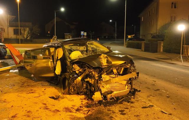 Attalens: Drei Personen bei Verkehrsunfall verletzt